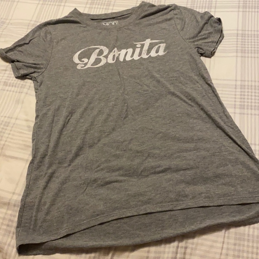 “Bonita” tee